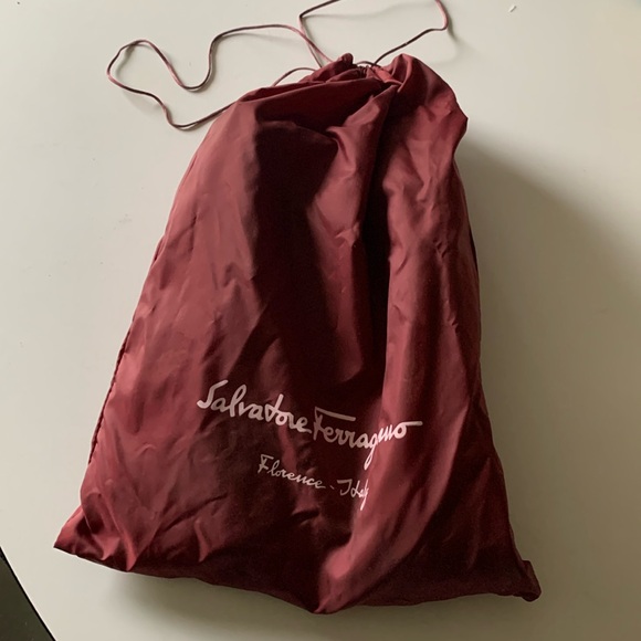 Salvatore Ferragamo Almond Toe Flats - Picture 2 of 9